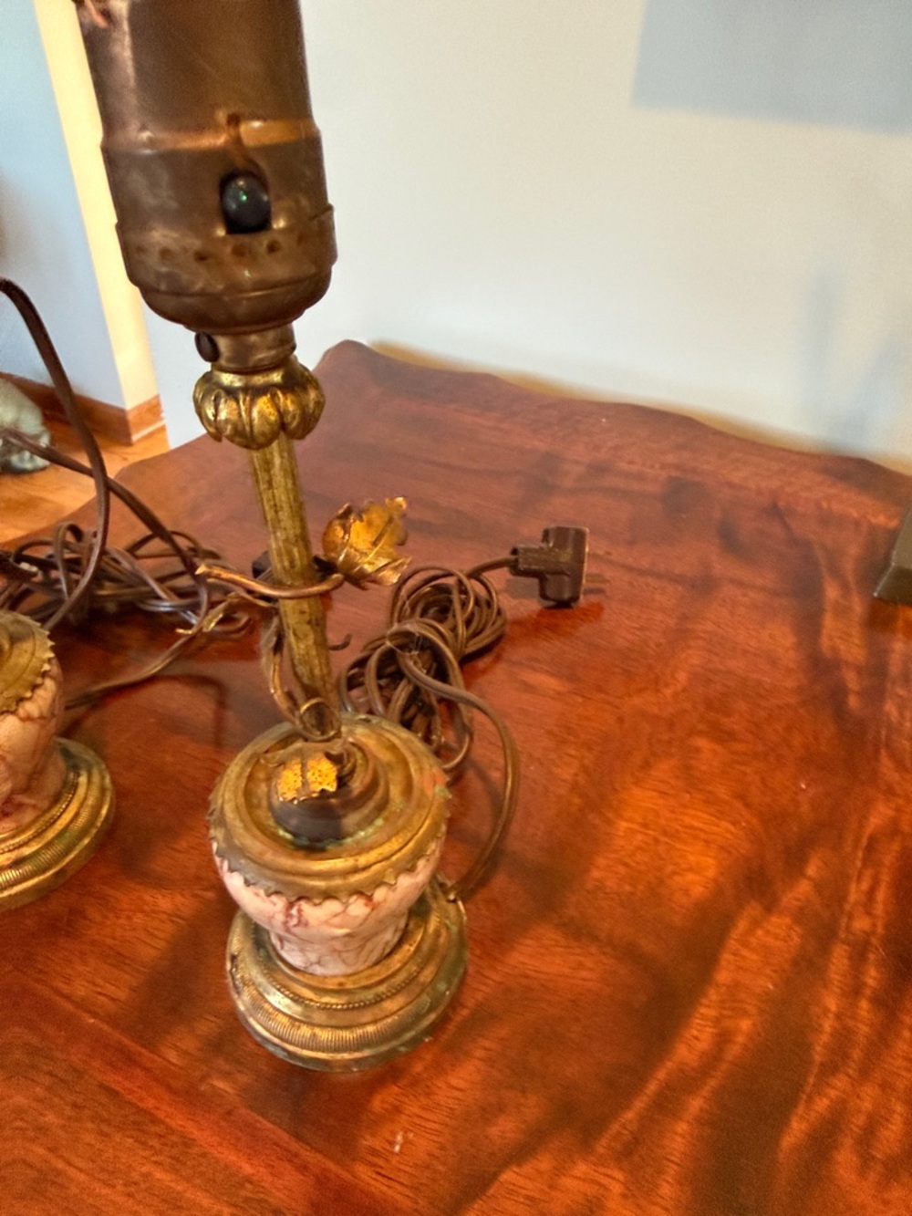 French boudoir Antique-Style Pink and Gold Table Lamps - Pair - Picture 3 of 6